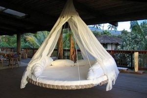 Swinging bed from trampoline